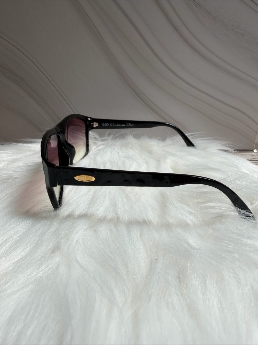 Christian Dior Black Frame Sunglasses with Gradient Lenses - Picture 3 of 8